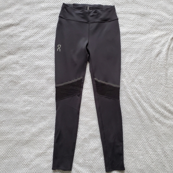ON Running Black Tights Long Size Small - Picture 2 of 13